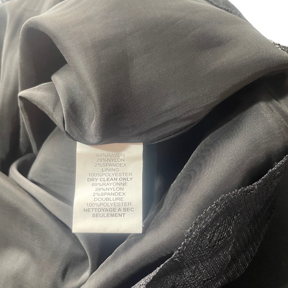 Trina Turk 10 (see measurements) Black Gold Buttons Lined Dress - Picture 5 of 9